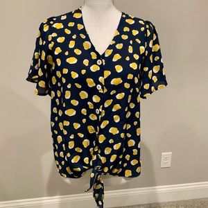 Hailey & Co. Blouse with tie waist